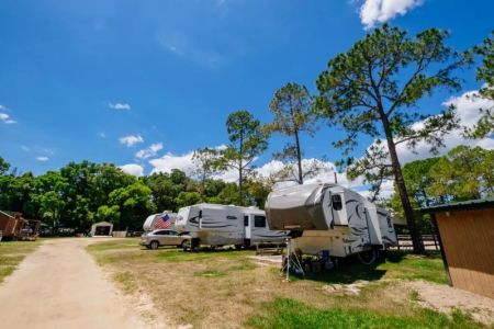 Best RV Parks With Access to Hiking Trailheads